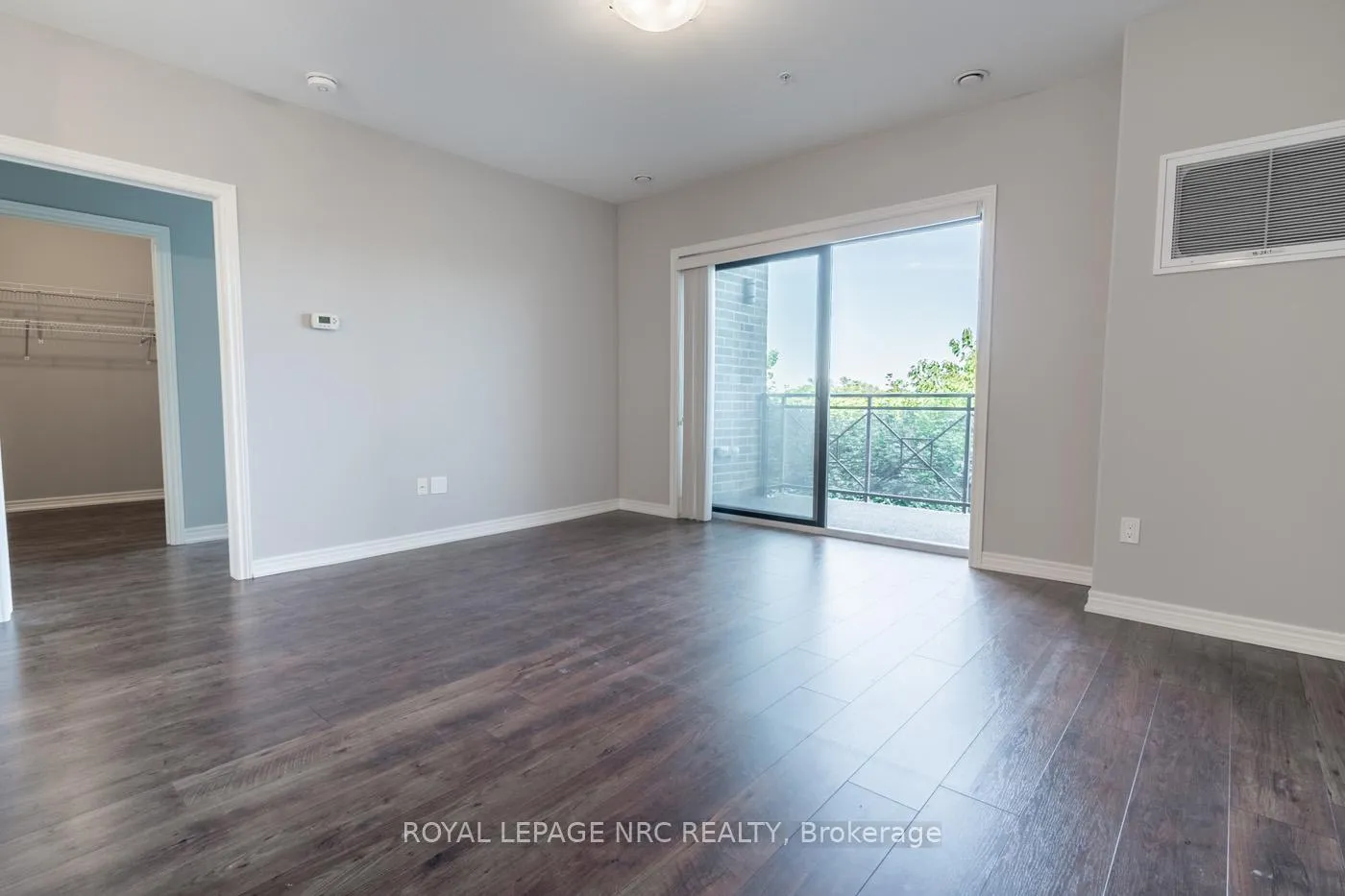 Photo 23 of Unit 404, 379 Scott Street, St. Catharines, Vine/Linwell — HOMEH
