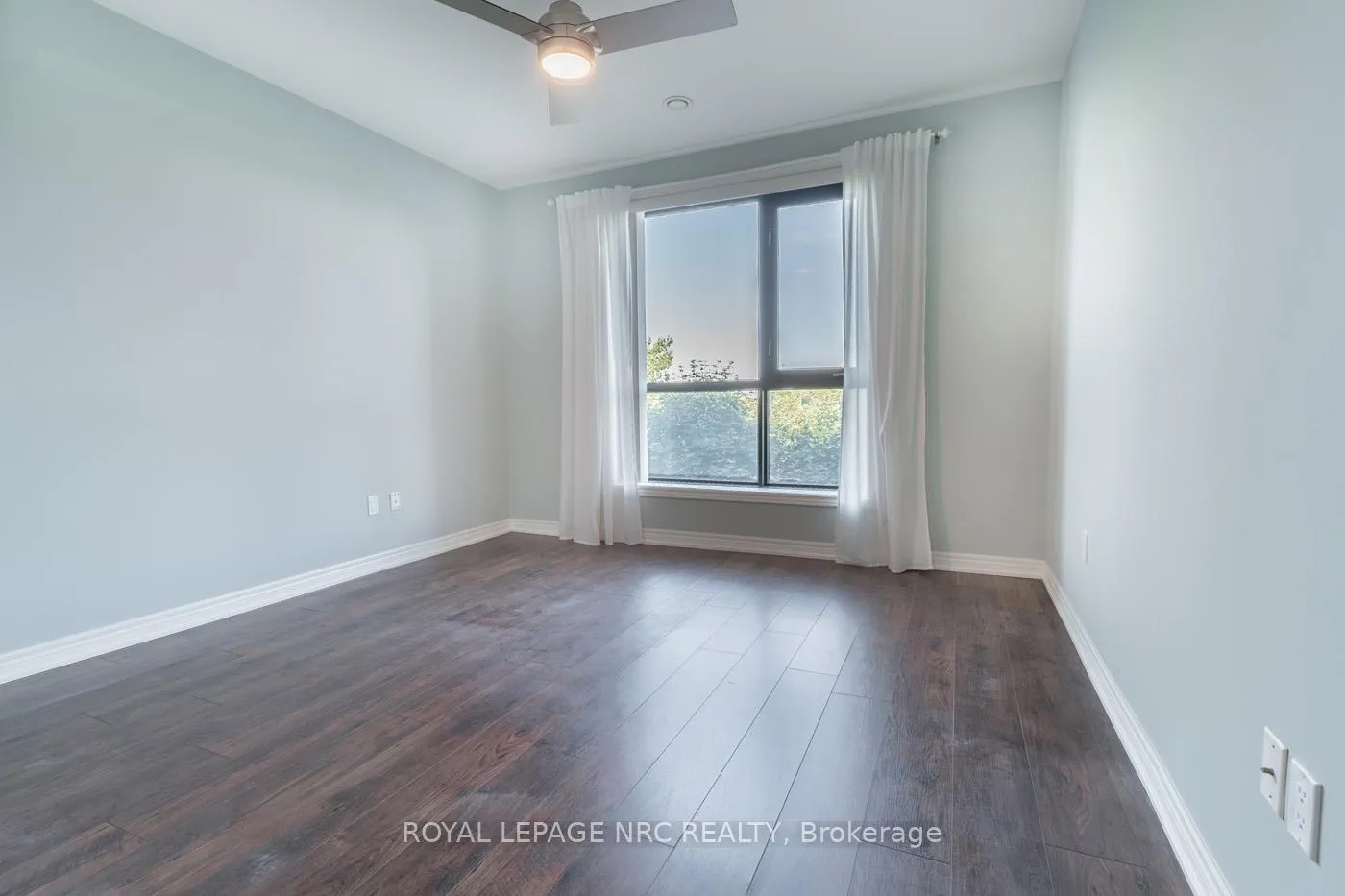 Photo 25 of Unit 404, 379 Scott Street, St. Catharines, Vine/Linwell — HOMEH
