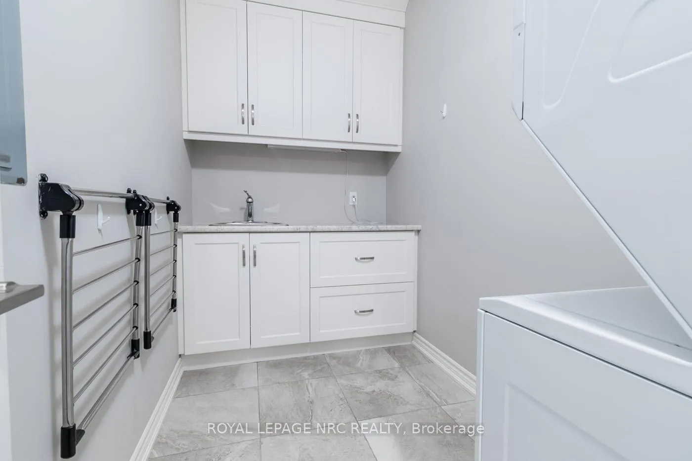 Photo 35 of Unit 404, 379 Scott Street, St. Catharines, Vine/Linwell — HOMEH