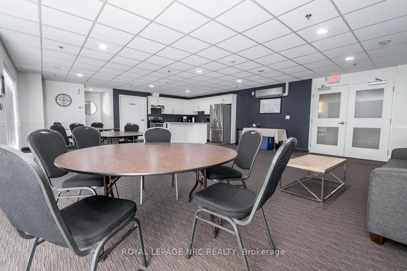 Photo 41 of Unit 404, 379 Scott Street, St. Catharines, Vine/Linwell — HOMEH