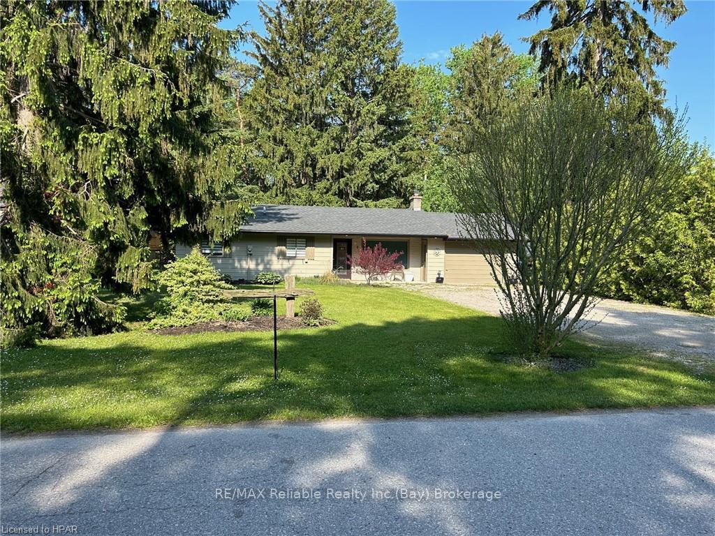 Photo 1 of 9 Stark Street, Bluewater, Bayfield — HOMEH