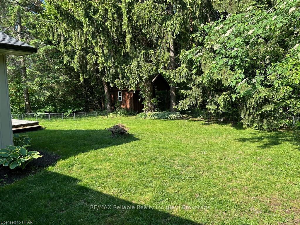 Photo 19 of 9 Stark Street, Bluewater, Bayfield — HOMEH