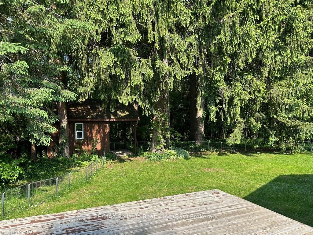 Photo 21 of 9 Stark Street, Bluewater, Bayfield — HOMEH