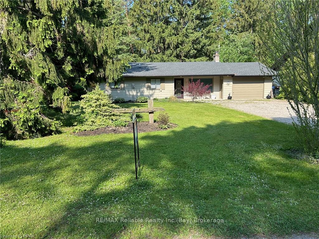 Photo 27 of 9 Stark Street, Bluewater, Bayfield — HOMEH