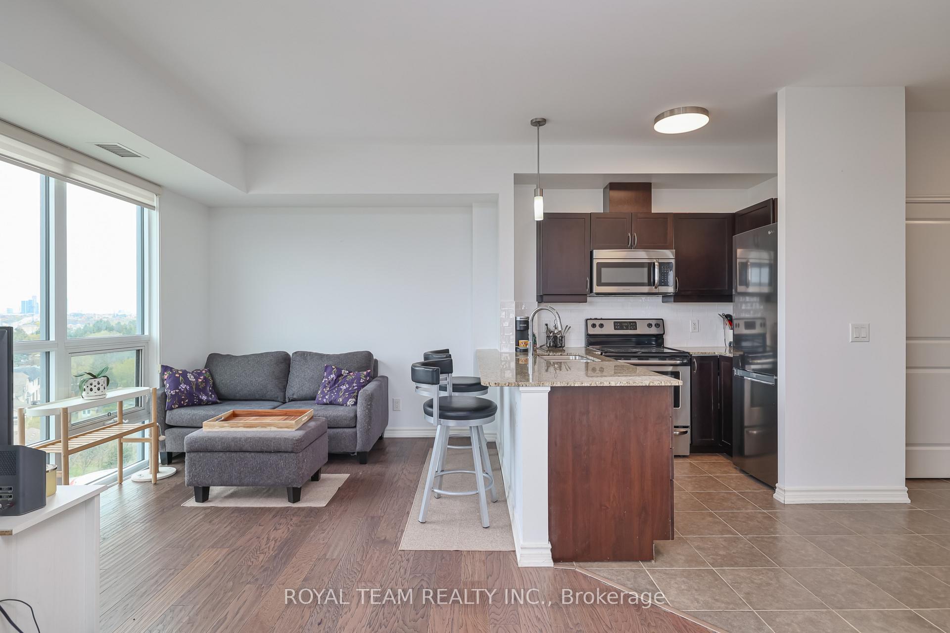 Photo 5 of Unit 905, 7730 Kipling Avenue, Vaughan, Vaughan Grove — HOMEH