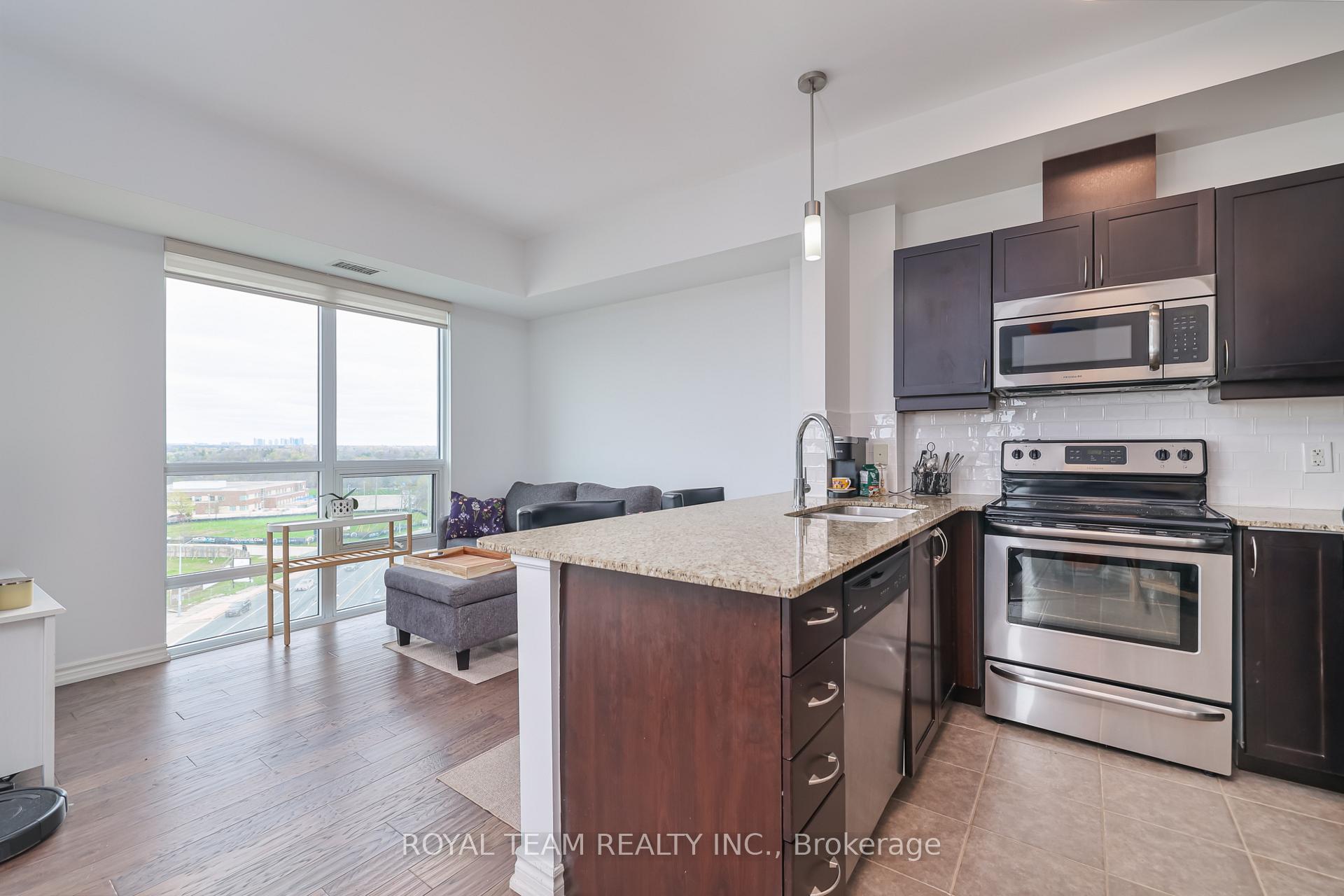 Photo 8 of Unit 905, 7730 Kipling Avenue, Vaughan, Vaughan Grove — HOMEH