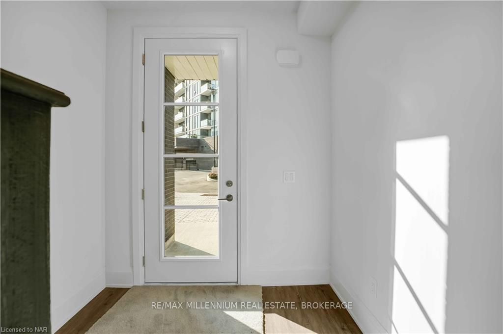 Photo 2 of Unit 14, 80 Windward Drive, Grimsby, Grimsby Beach — HOMEH