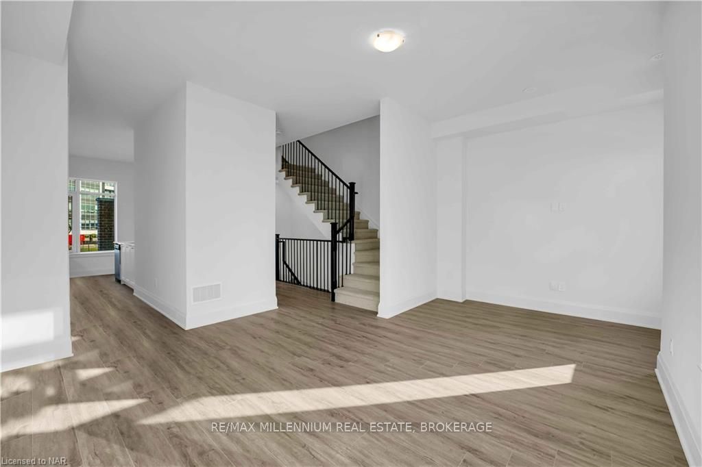Photo 9 of Unit 14, 80 Windward Drive, Grimsby, Grimsby Beach — HOMEH