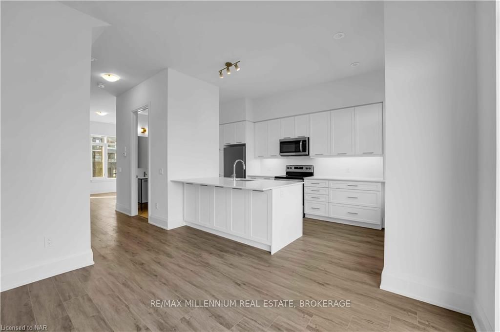 Photo 12 of Unit 14, 80 Windward Drive, Grimsby, Grimsby Beach — HOMEH