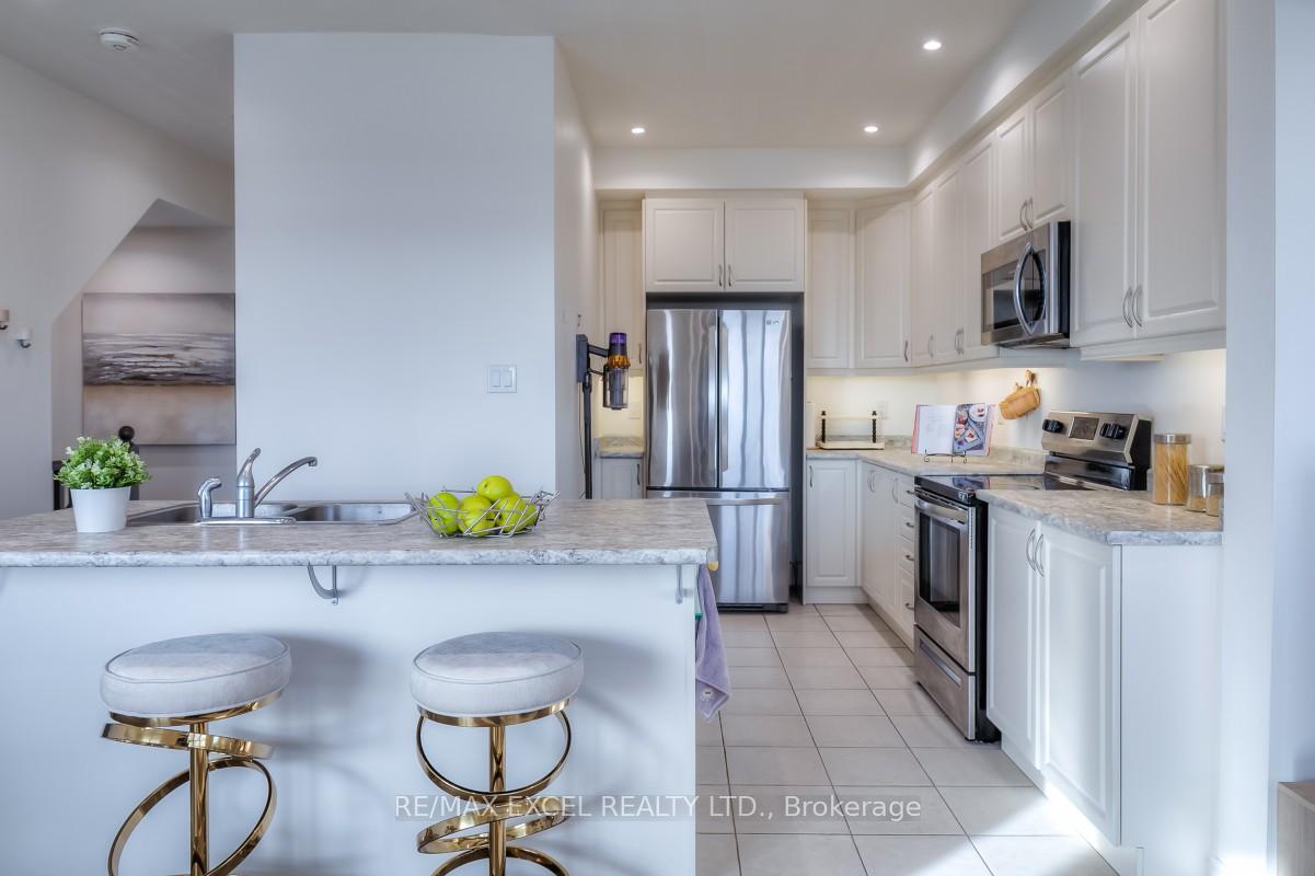 Photo 15 of 386 Arthur Bonner Avenue, Markham, Cornell — HOMEH