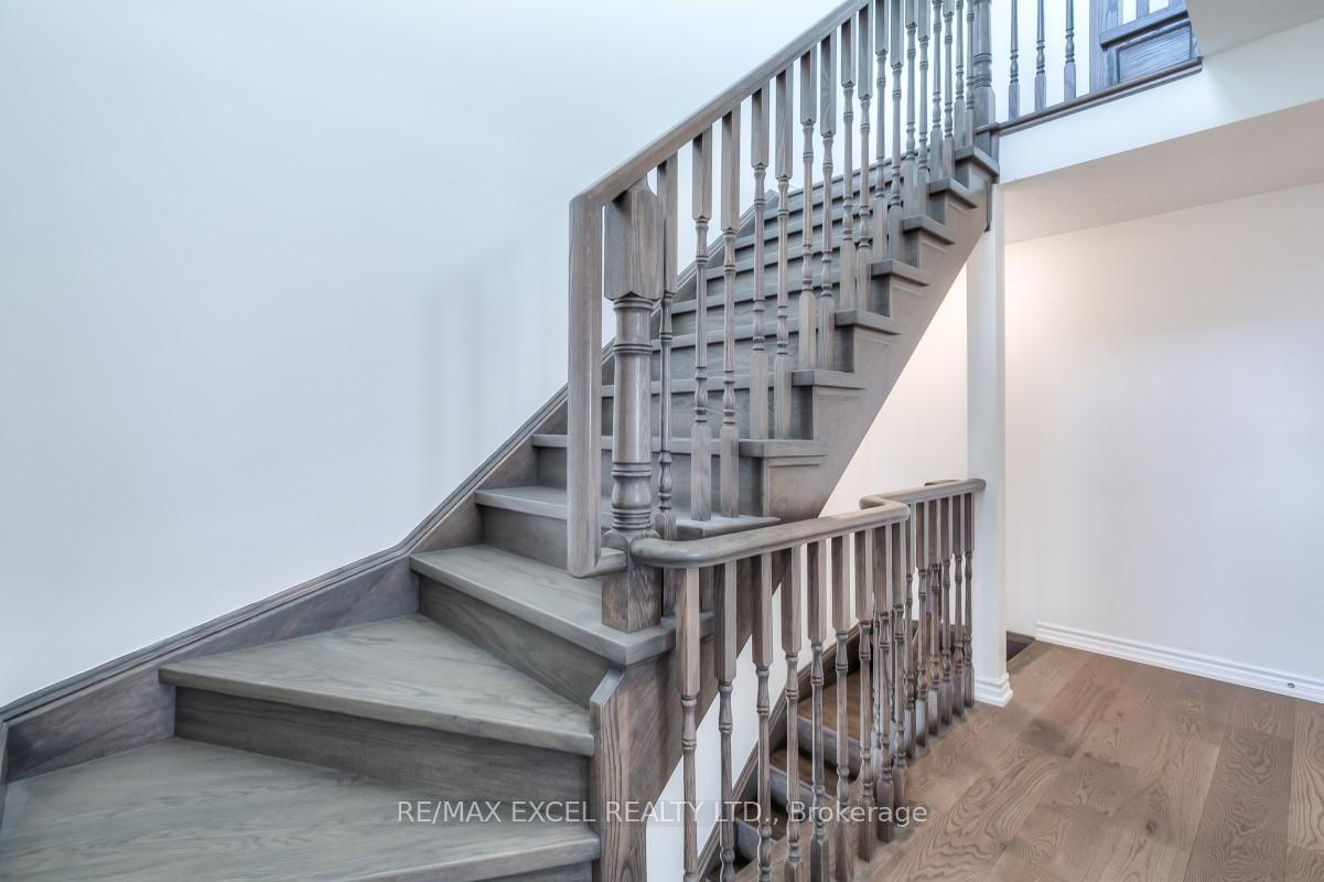 Photo 32 of 386 Arthur Bonner Avenue, Markham, Cornell — HOMEH