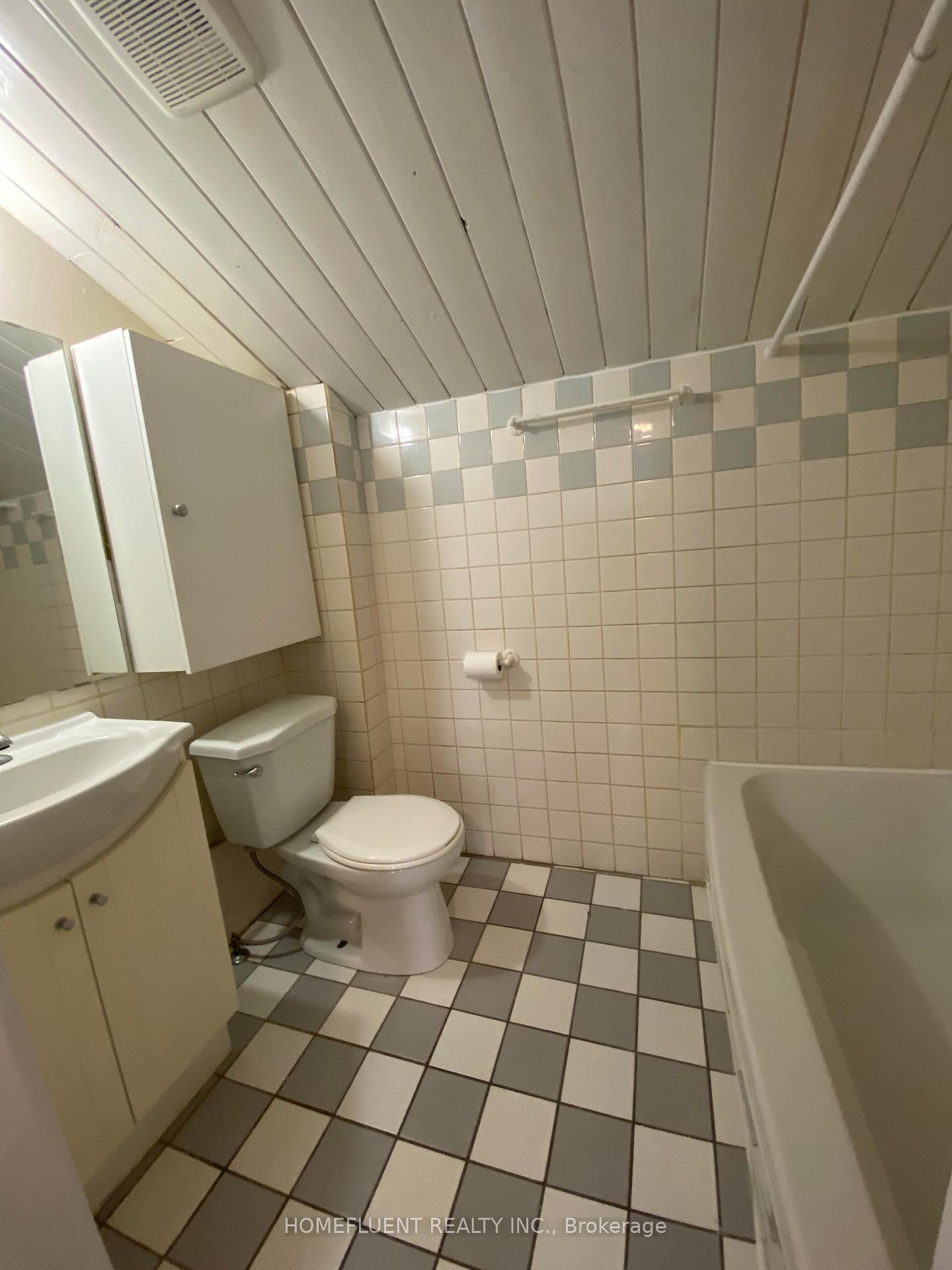 Photo 27 of 209 Loretta Avenue, Ottawa, West Centre Town — HOMEH