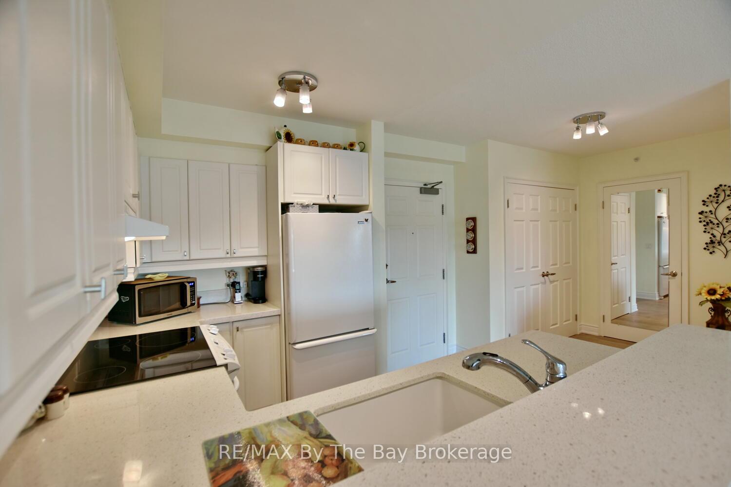 Photo 14 of Unit 409, 91 Raglan Street, Collingwood — HOMEH