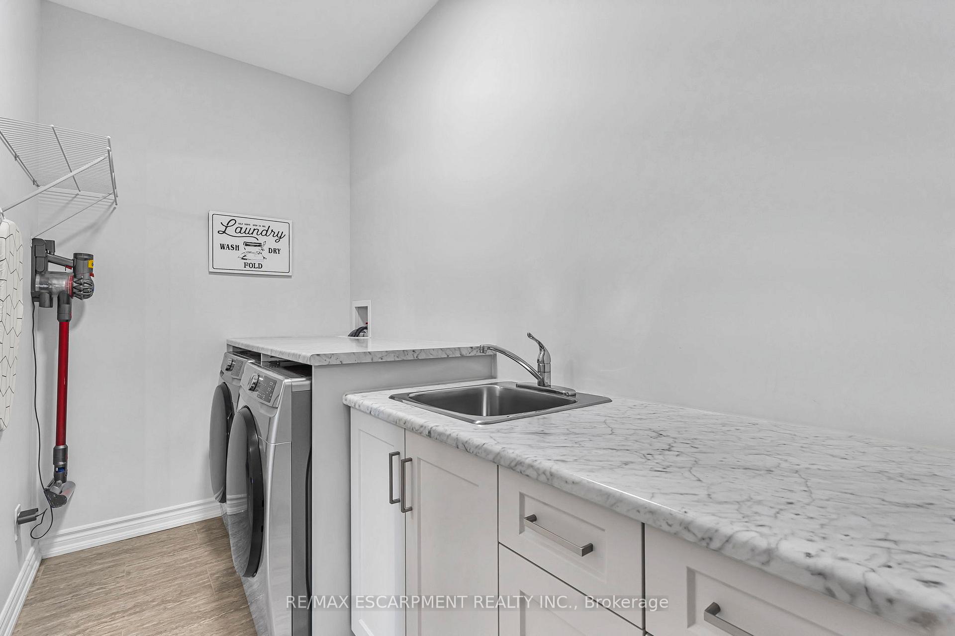 Photo 24 of Unit 201, 529 South Pelham Road, Welland, West Welland — HOMEH