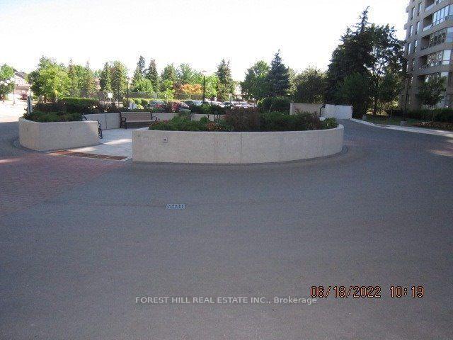 Photo 7 of Unit 1008, 11 Townsgate Drive, Vaughan, Crestwood-Springfarm-Yorkhill — HOMEH