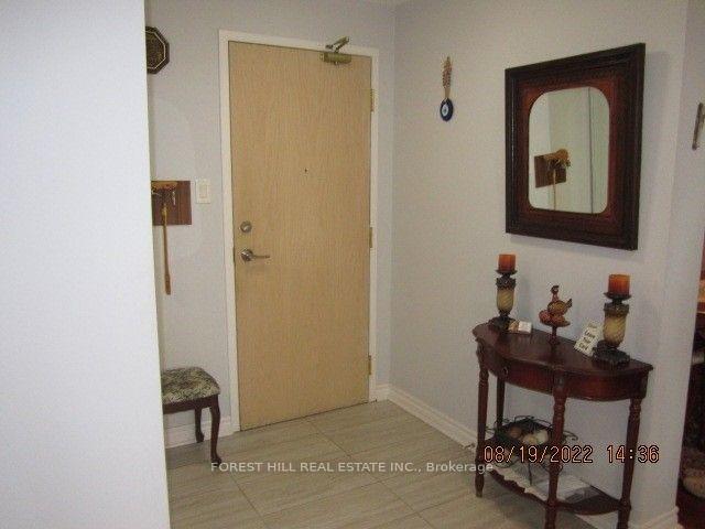 Photo 9 of Unit 1008, 11 Townsgate Drive, Vaughan, Crestwood-Springfarm-Yorkhill — HOMEH