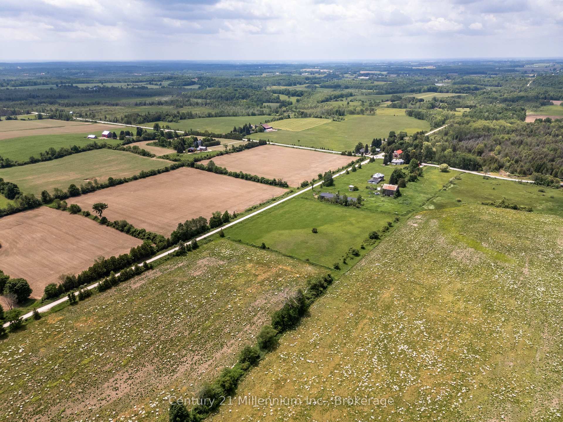 Photo 28 of 135389 Concession 8 Road, Chatsworth — HOMEH
