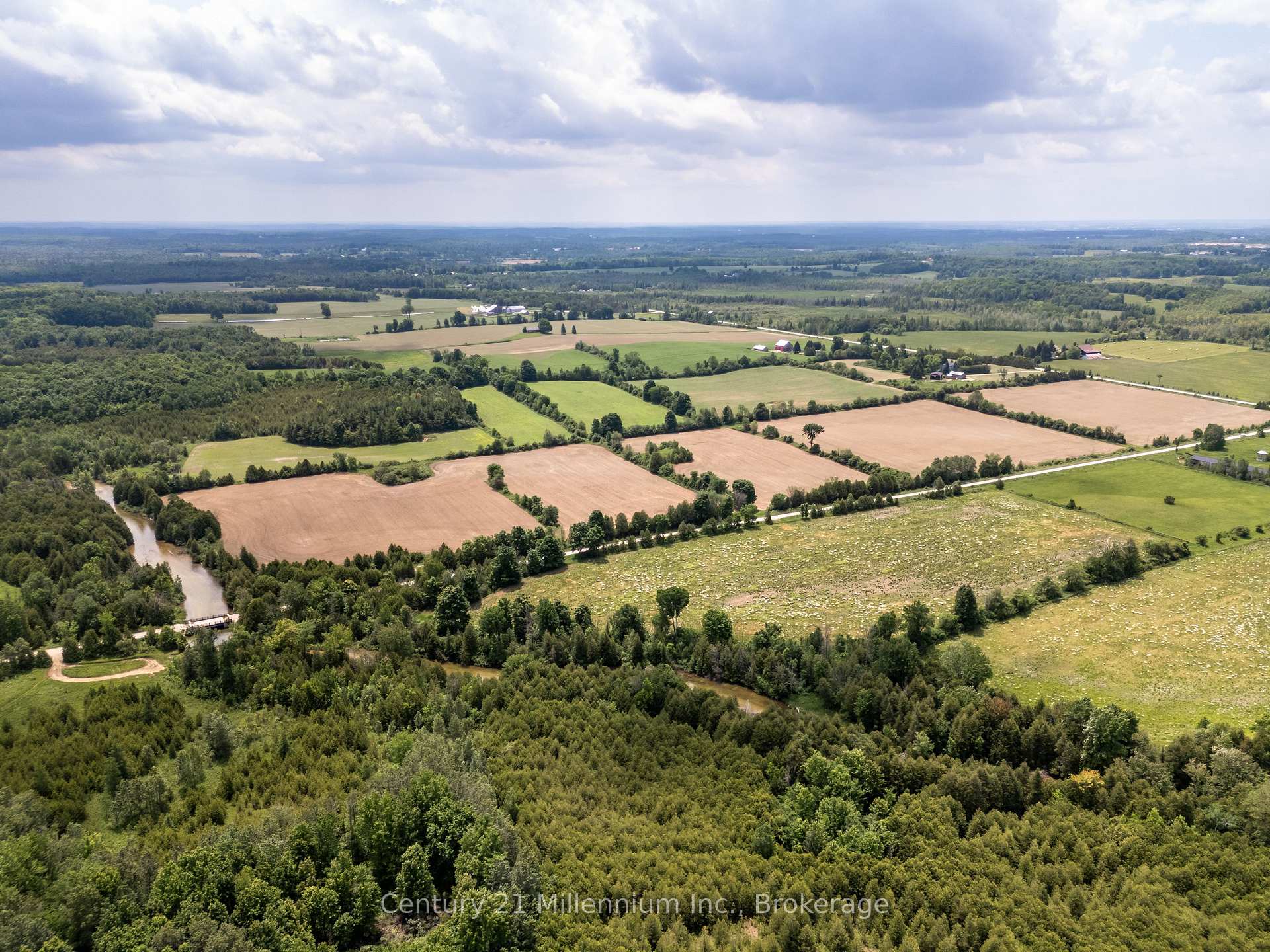 Photo 11 of 135389 Concession 8 Road, Chatsworth — HOMEH