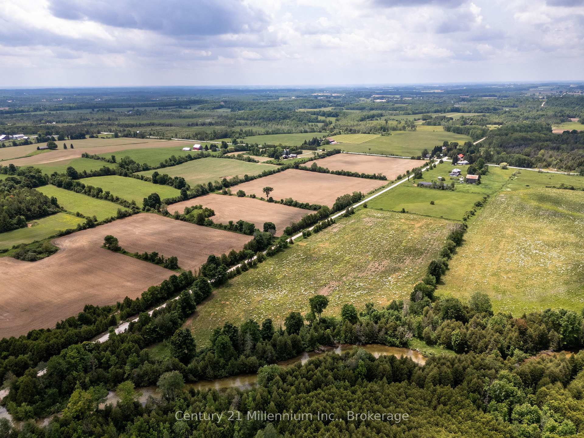 Photo 10 of 135389 Concession 8 Road, Chatsworth — HOMEH