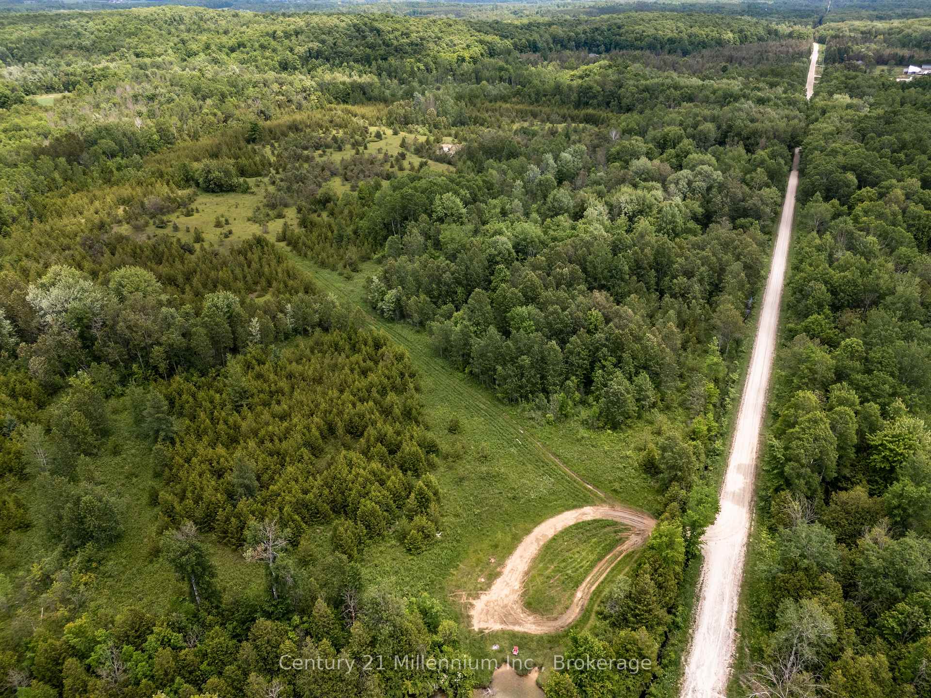 Photo 18 of 135389 Concession 8 Road, Chatsworth — HOMEH