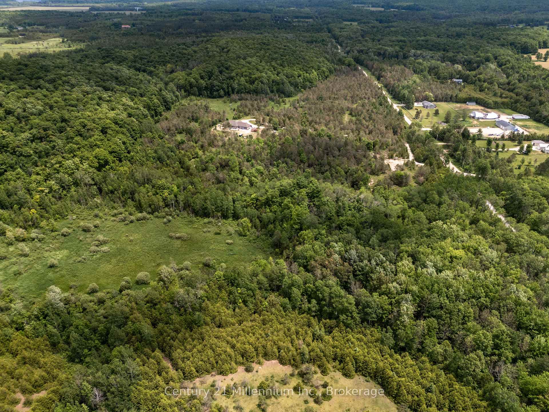 Photo 22 of 135389 Concession 8 Road, Chatsworth — HOMEH