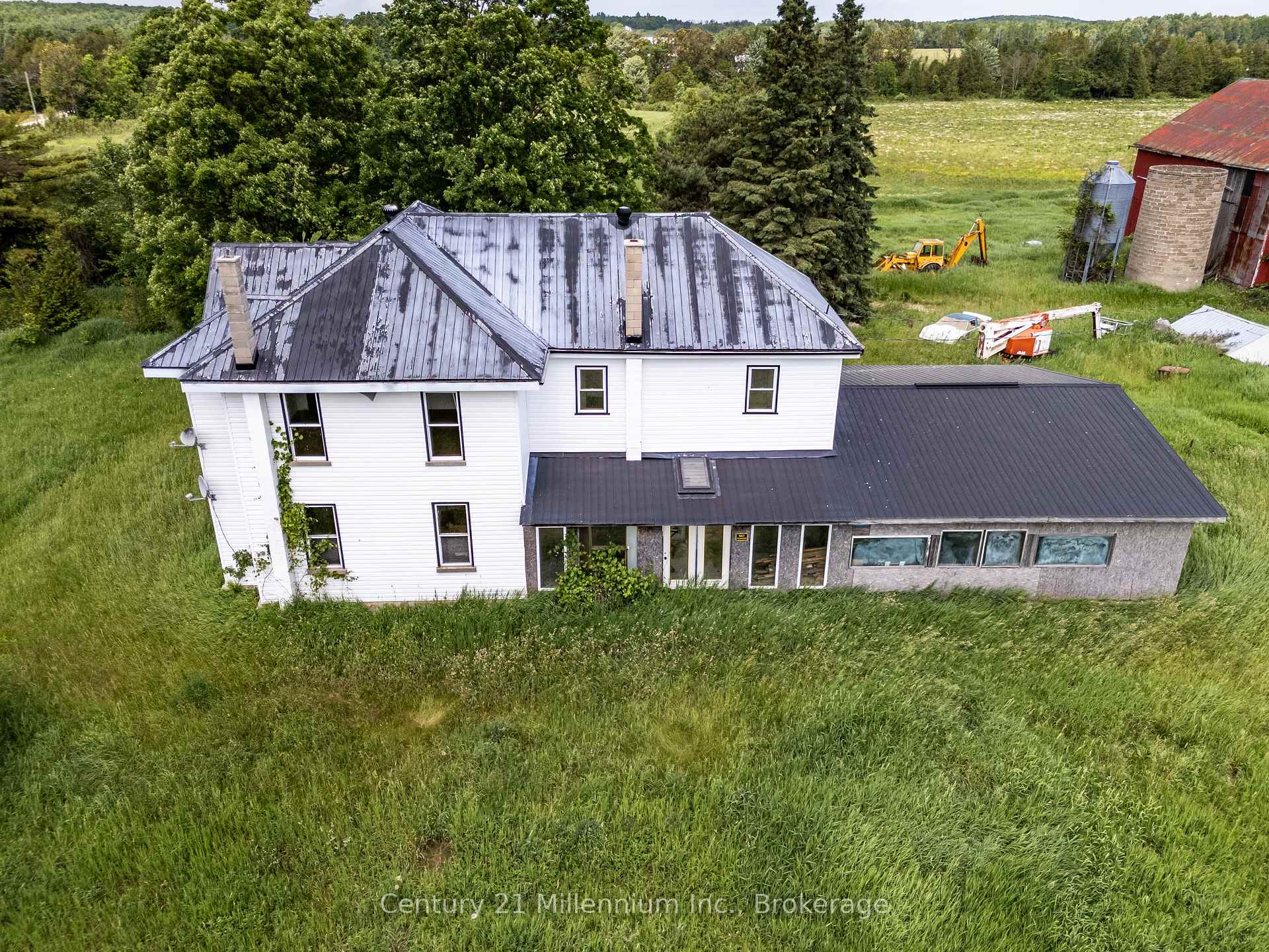 Photo 30 of 135389 Concession 8 Road, Chatsworth — HOMEH