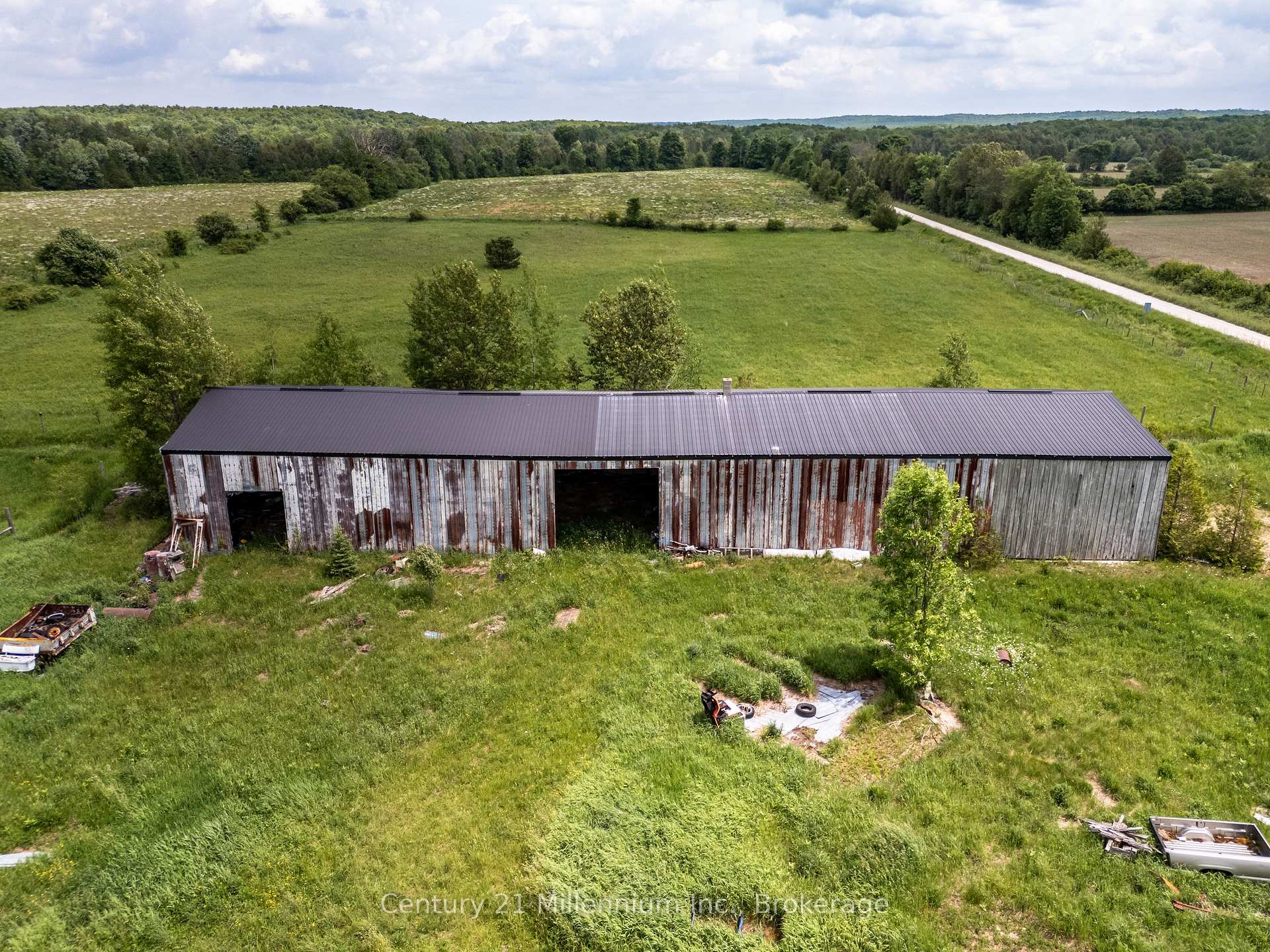 Photo 32 of 135389 Concession 8 Road, Chatsworth — HOMEH