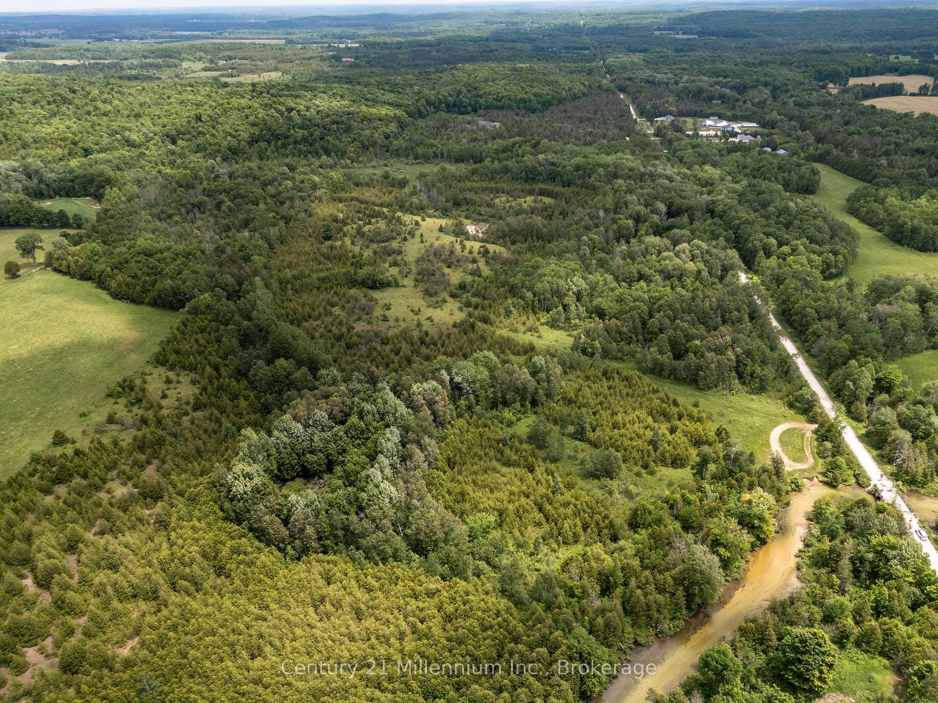 Photo 40 of 135389 Concession 8 Road, Chatsworth — HOMEH
