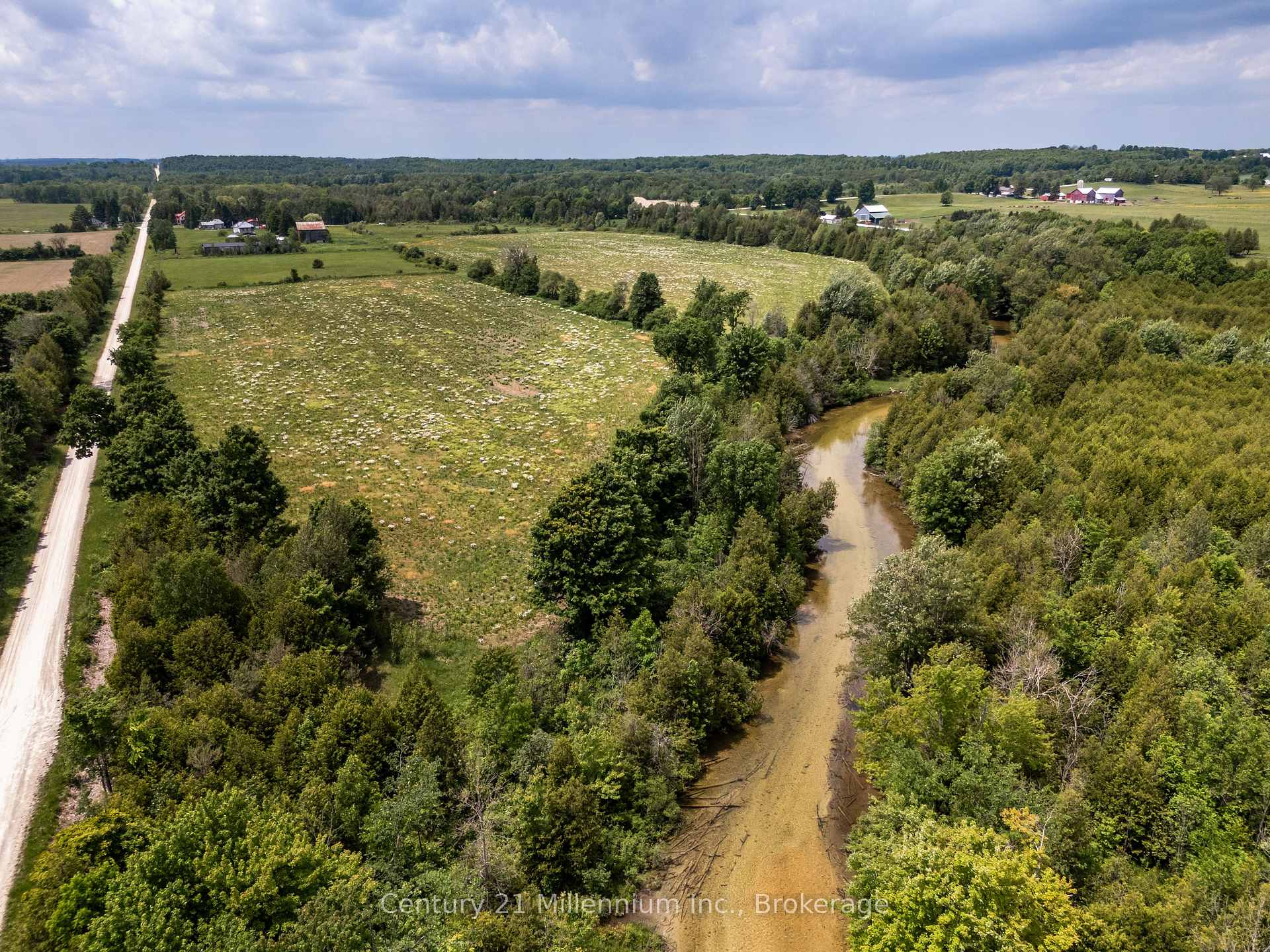 Photo 36 of 135389 Concession 8 Road, Chatsworth — HOMEH