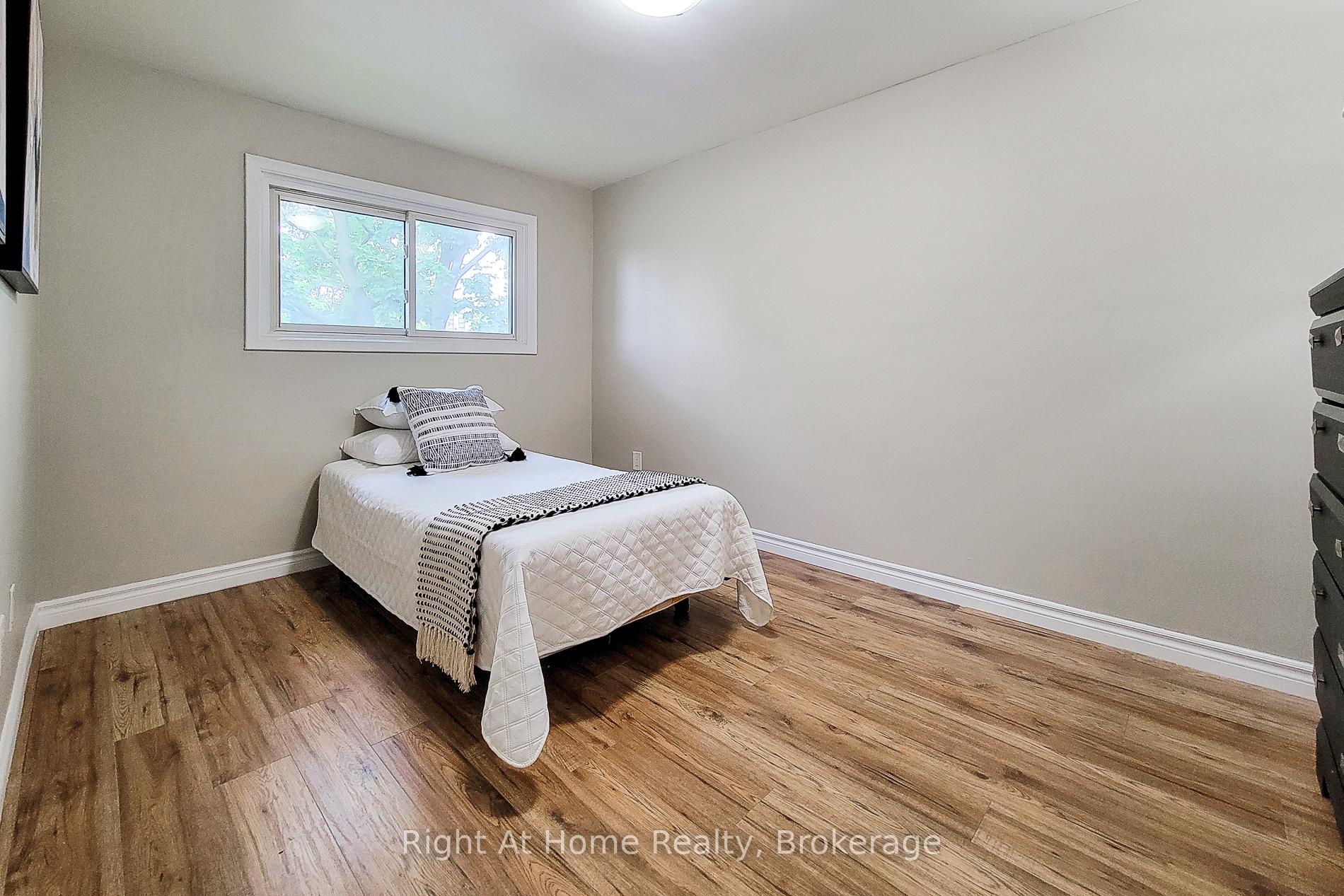 Photo 18 of 8 Glenburn Court, Hamilton, Riverdale — HOMEH