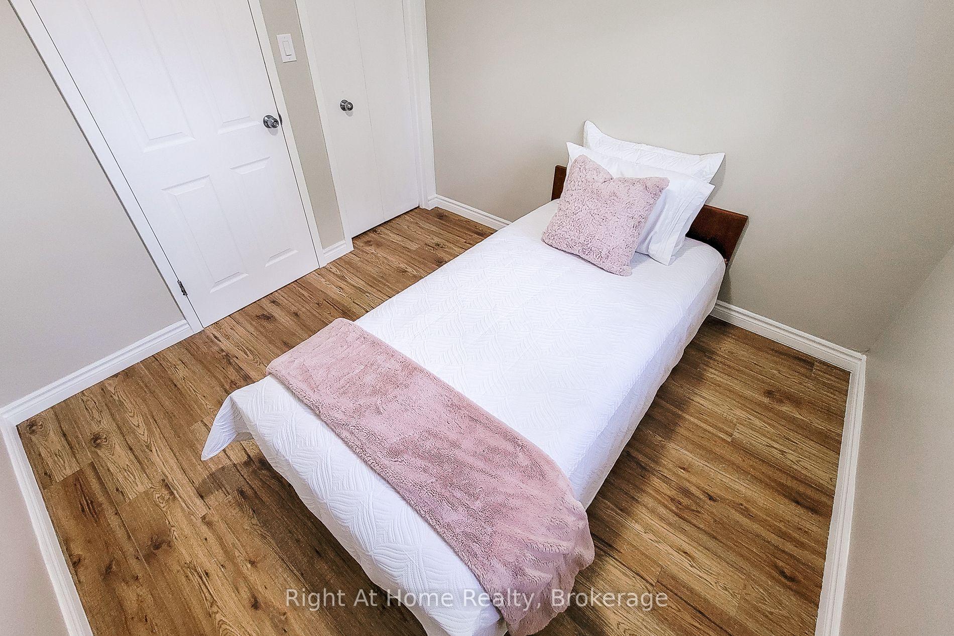 Photo 22 of 8 Glenburn Court, Hamilton, Riverdale — HOMEH