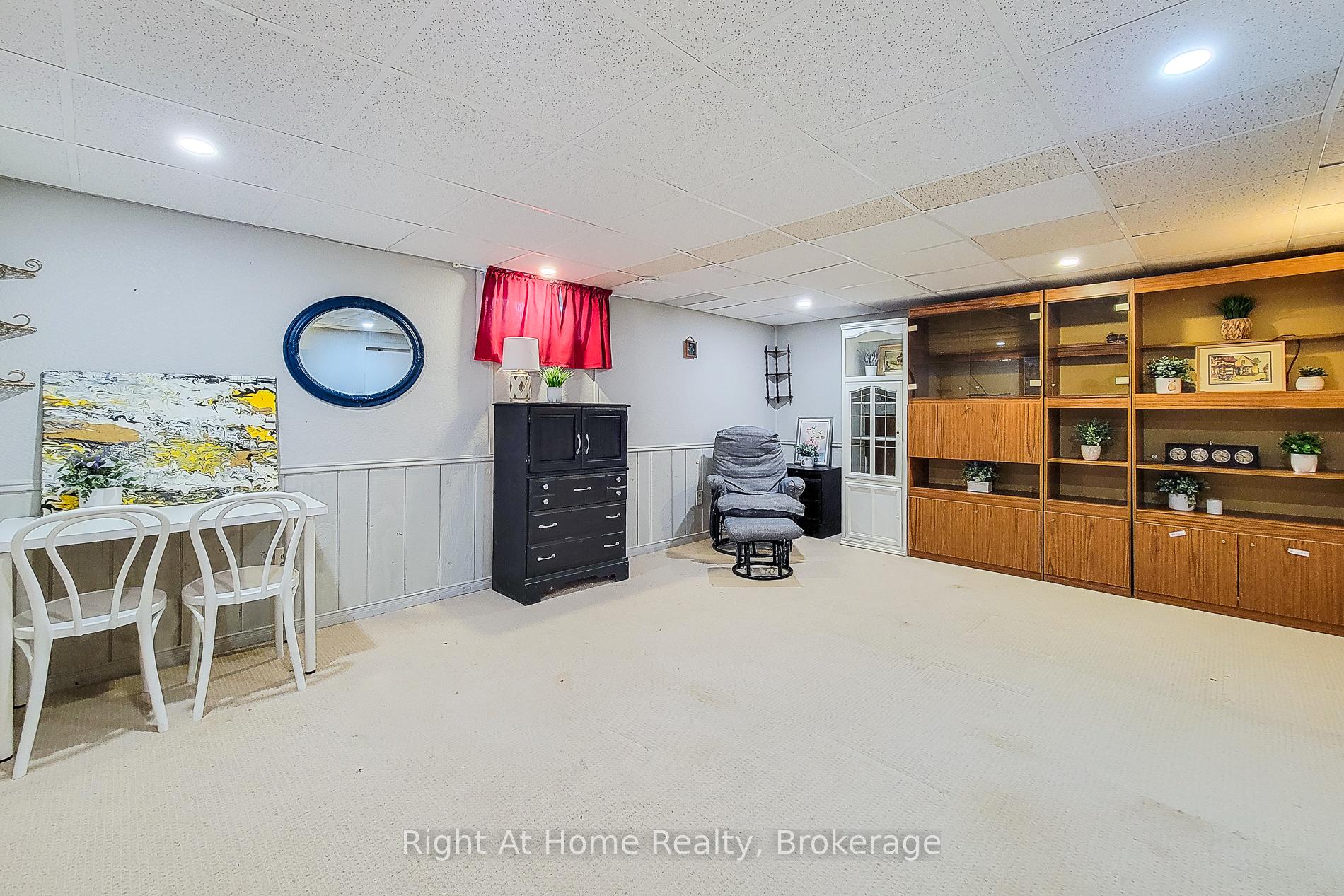 Photo 24 of 8 Glenburn Court, Hamilton, Riverdale — HOMEH