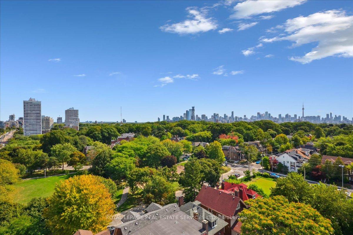 Photo 16 of Unit 905, 501 St Clair Avenue W, Toronto, Casa Loma — HOMEH