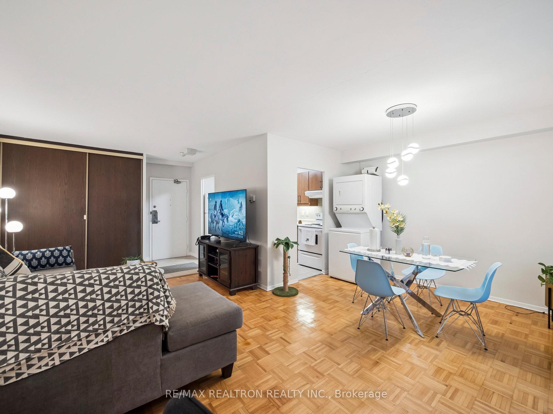 Photo 8 of Unit 502, 5 Massey Square, Toronto, Crescent Town — HOMEH