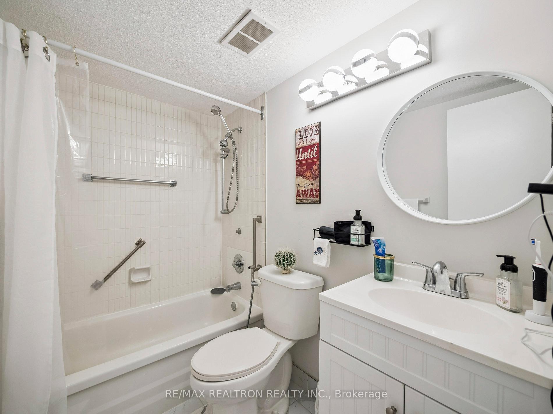 Photo 17 of Unit 502, 5 Massey Square, Toronto, Crescent Town — HOMEH