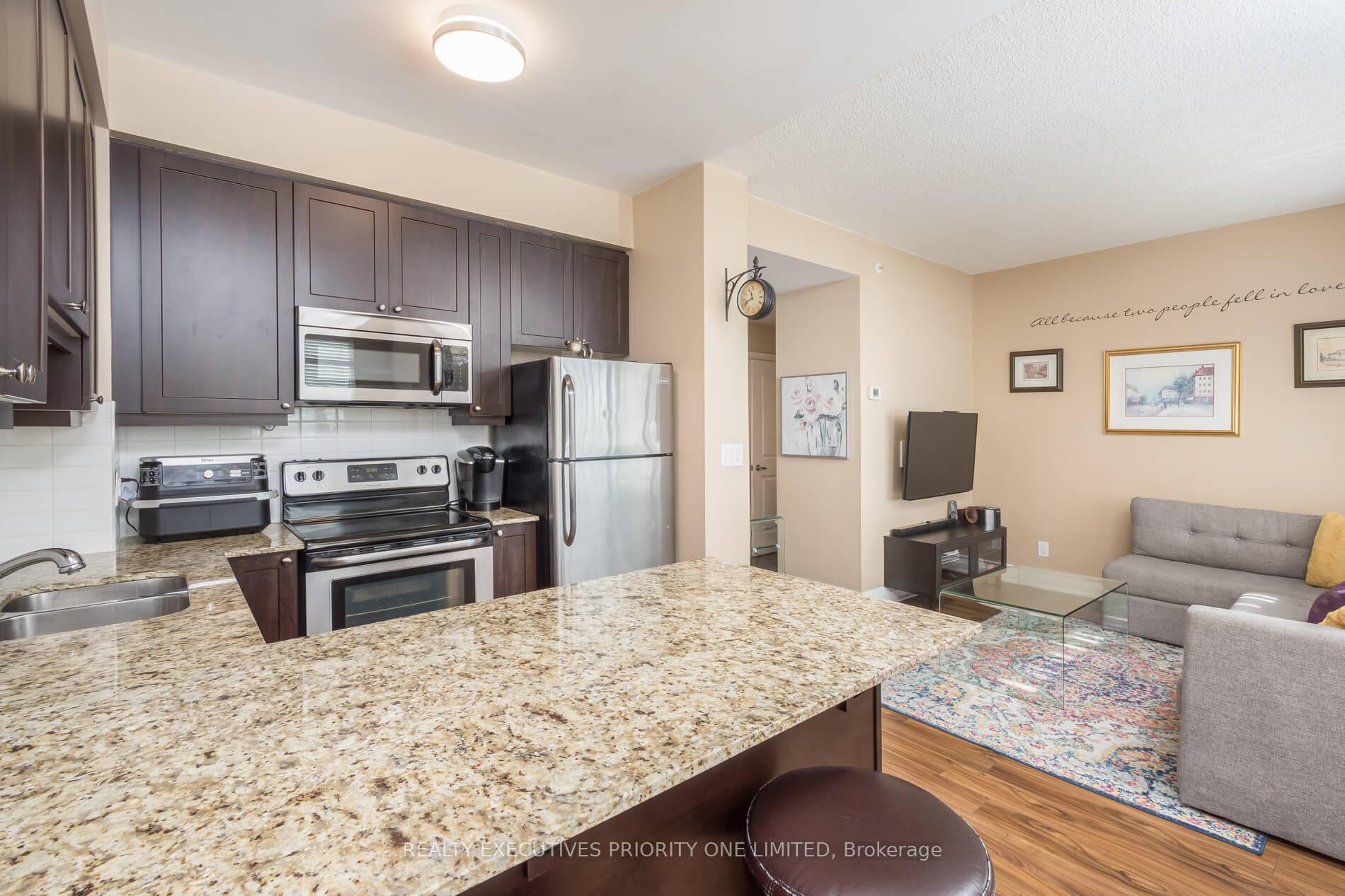 Photo 10 of Unit 514, 24 Woodstream Boulevard, Vaughan, Vaughan Grove — HOMEH