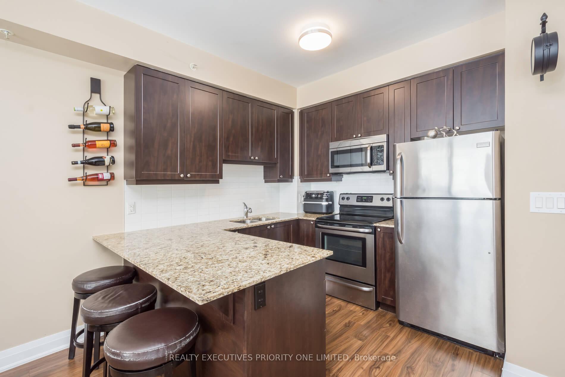 Photo 11 of Unit 514, 24 Woodstream Boulevard, Vaughan, Vaughan Grove — HOMEH