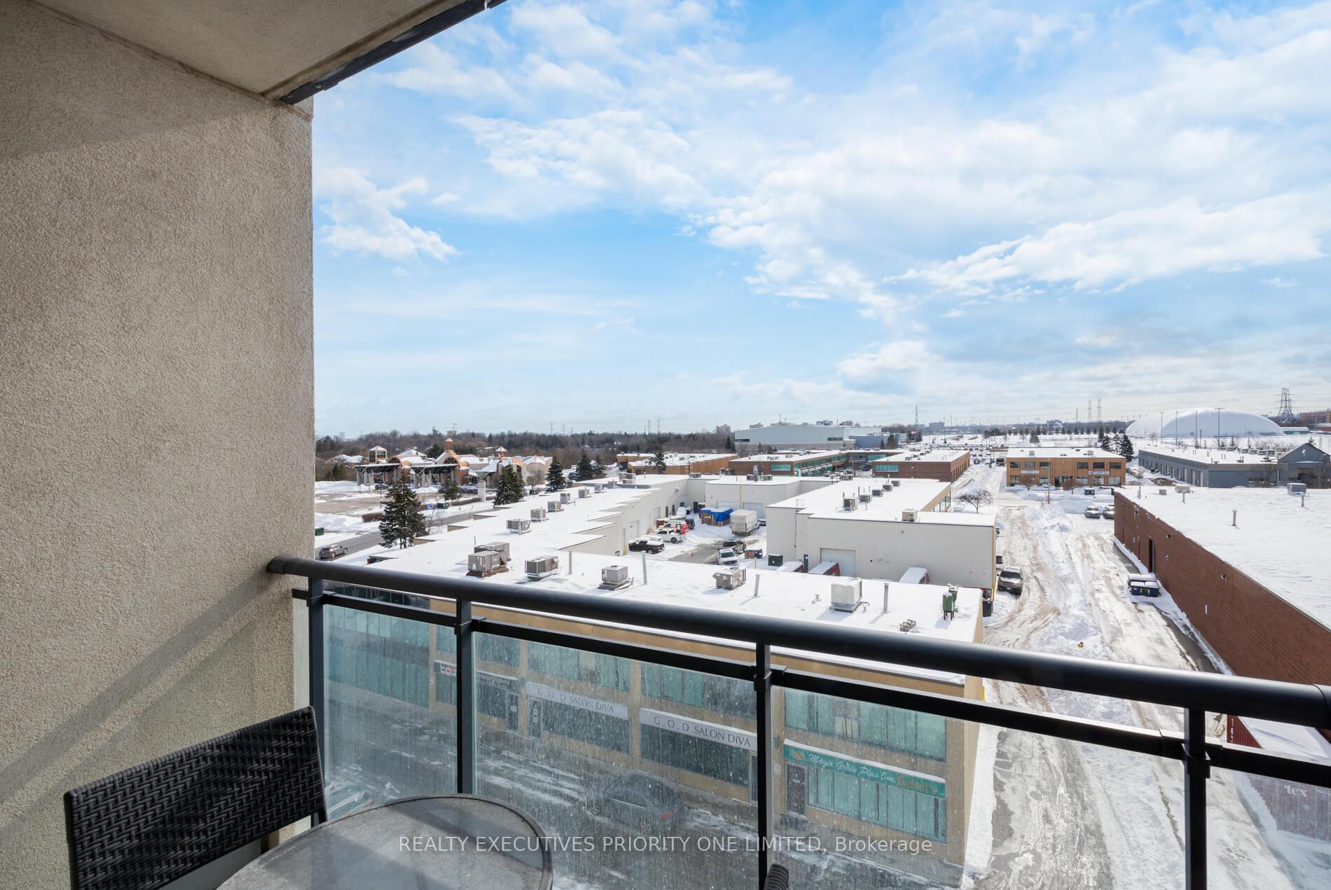 Photo 17 of Unit 514, 24 Woodstream Boulevard, Vaughan, Vaughan Grove — HOMEH