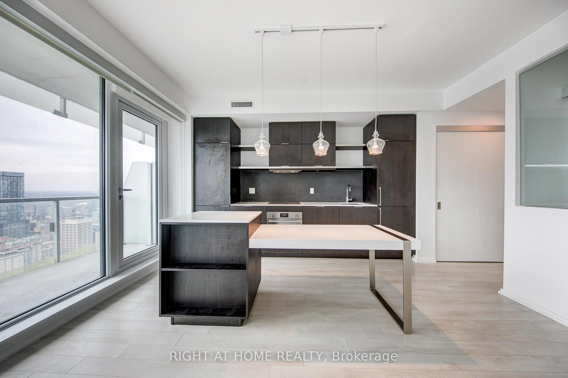 Photo 5 of Unit 5310, 197 Yonge Street, Toronto, Church-Yonge Corridor — HOMEH