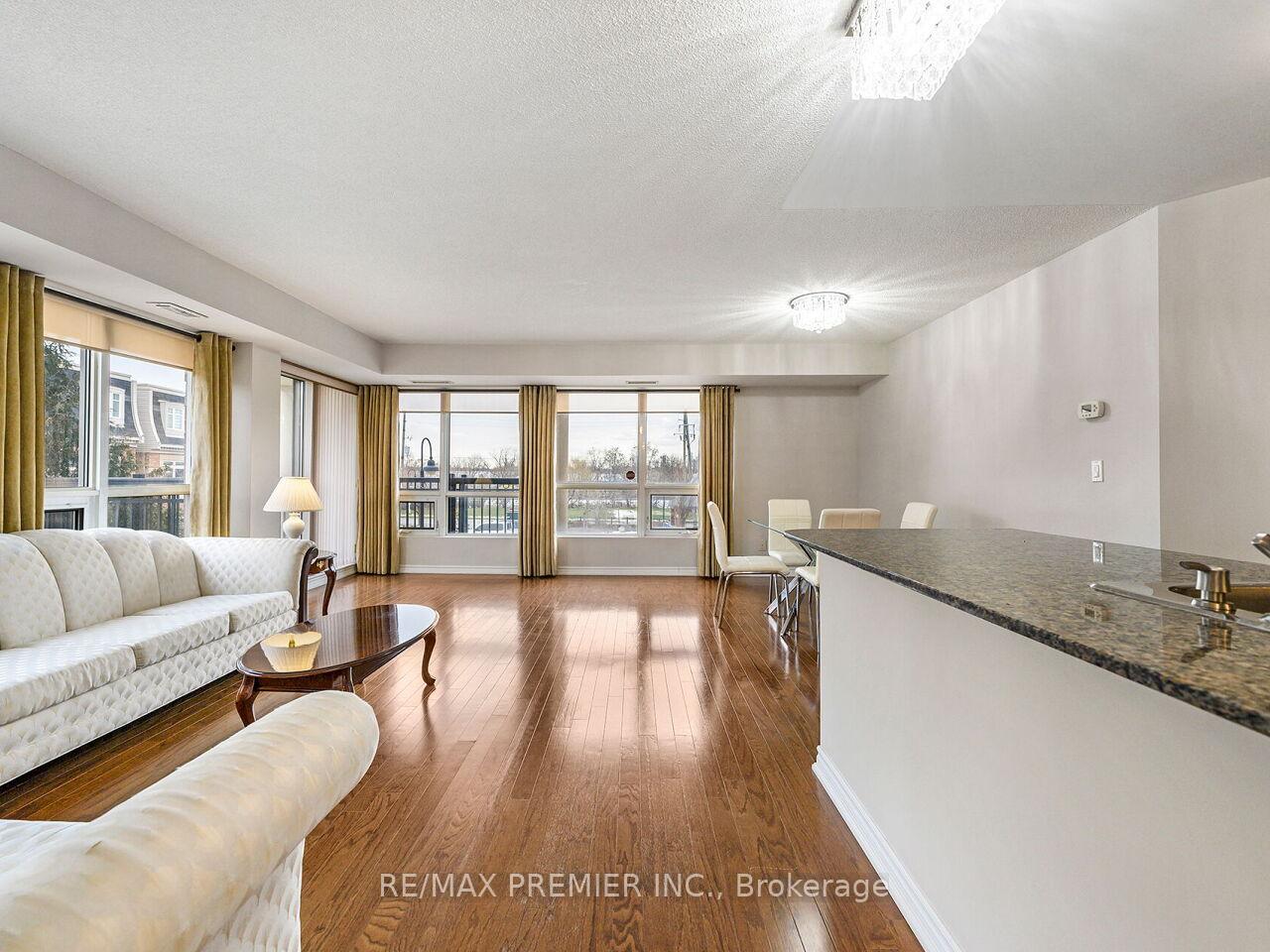 Photo 16 of Unit 218, 8026 Kipling Avenue, Vaughan, West Woodbridge — HOMEH