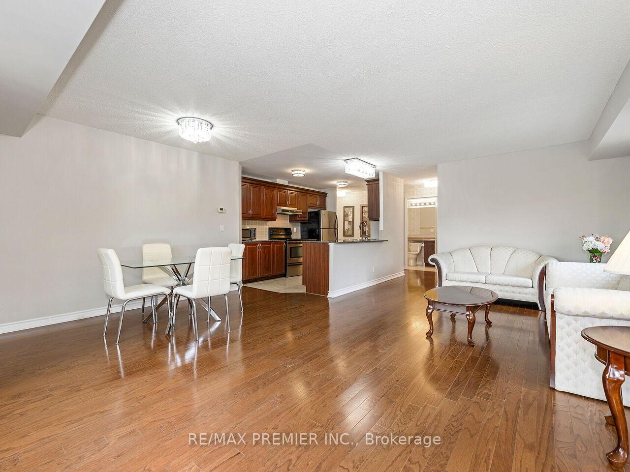 Photo 23 of Unit 218, 8026 Kipling Avenue, Vaughan, West Woodbridge — HOMEH