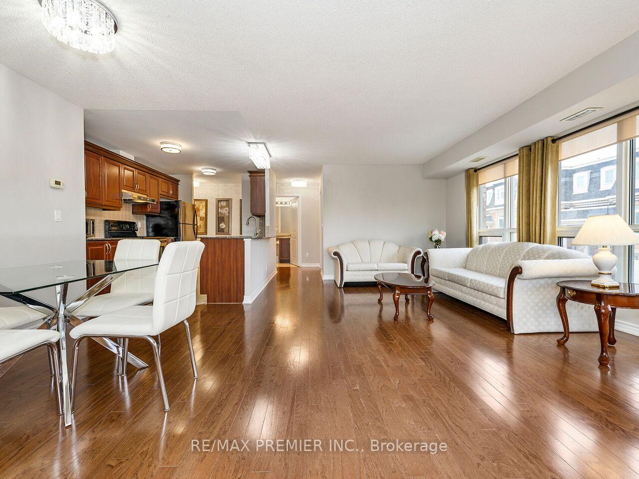 Photo 24 of Unit 218, 8026 Kipling Avenue, Vaughan, West Woodbridge — HOMEH