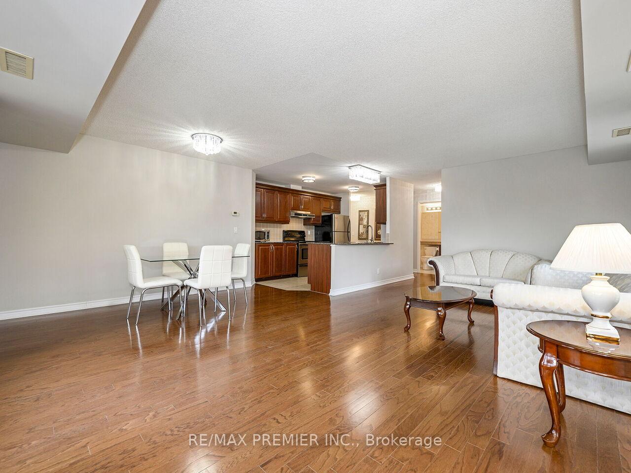 Photo 25 of Unit 218, 8026 Kipling Avenue, Vaughan, West Woodbridge — HOMEH