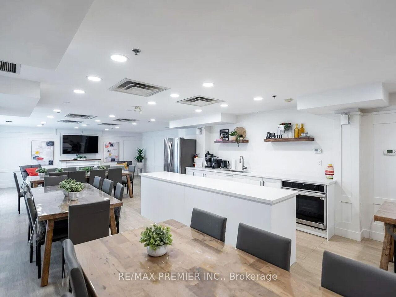 Photo 43 of Unit 218, 8026 Kipling Avenue, Vaughan, West Woodbridge — HOMEH