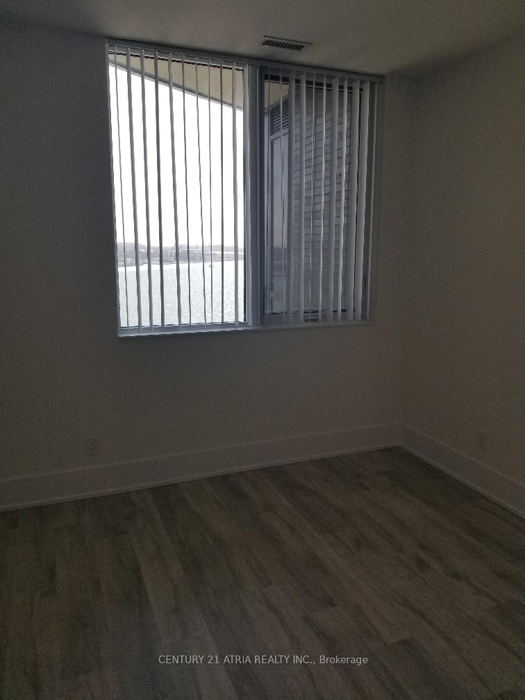 Photo 5 of Unit 605, 1 Edgewater Drive, Toronto, Waterfront Communities — HOMEH