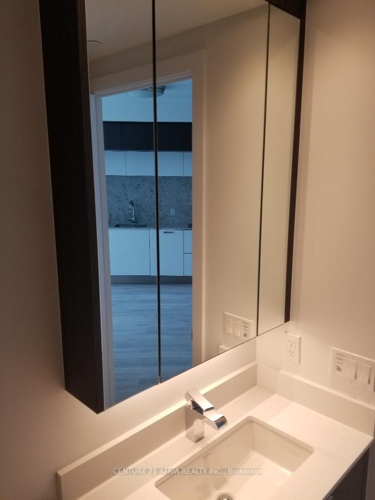 Photo 10 of Unit 605, 1 Edgewater Drive, Toronto, Waterfront Communities — HOMEH
