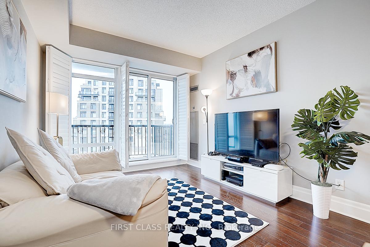 Photo 12 of Unit 901, 131 Upper Duke Crescent, Markham, Unionville — HOMEH