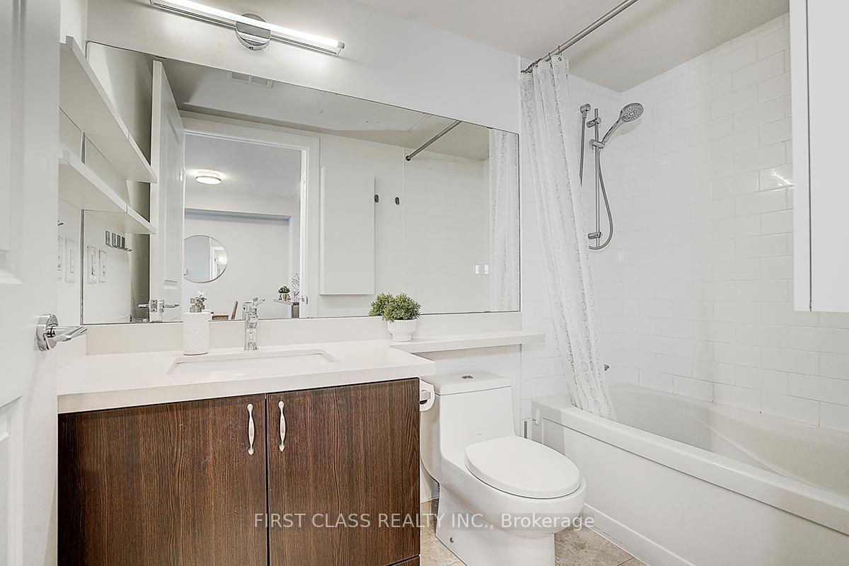 Photo 14 of Unit 901, 131 Upper Duke Crescent, Markham, Unionville — HOMEH