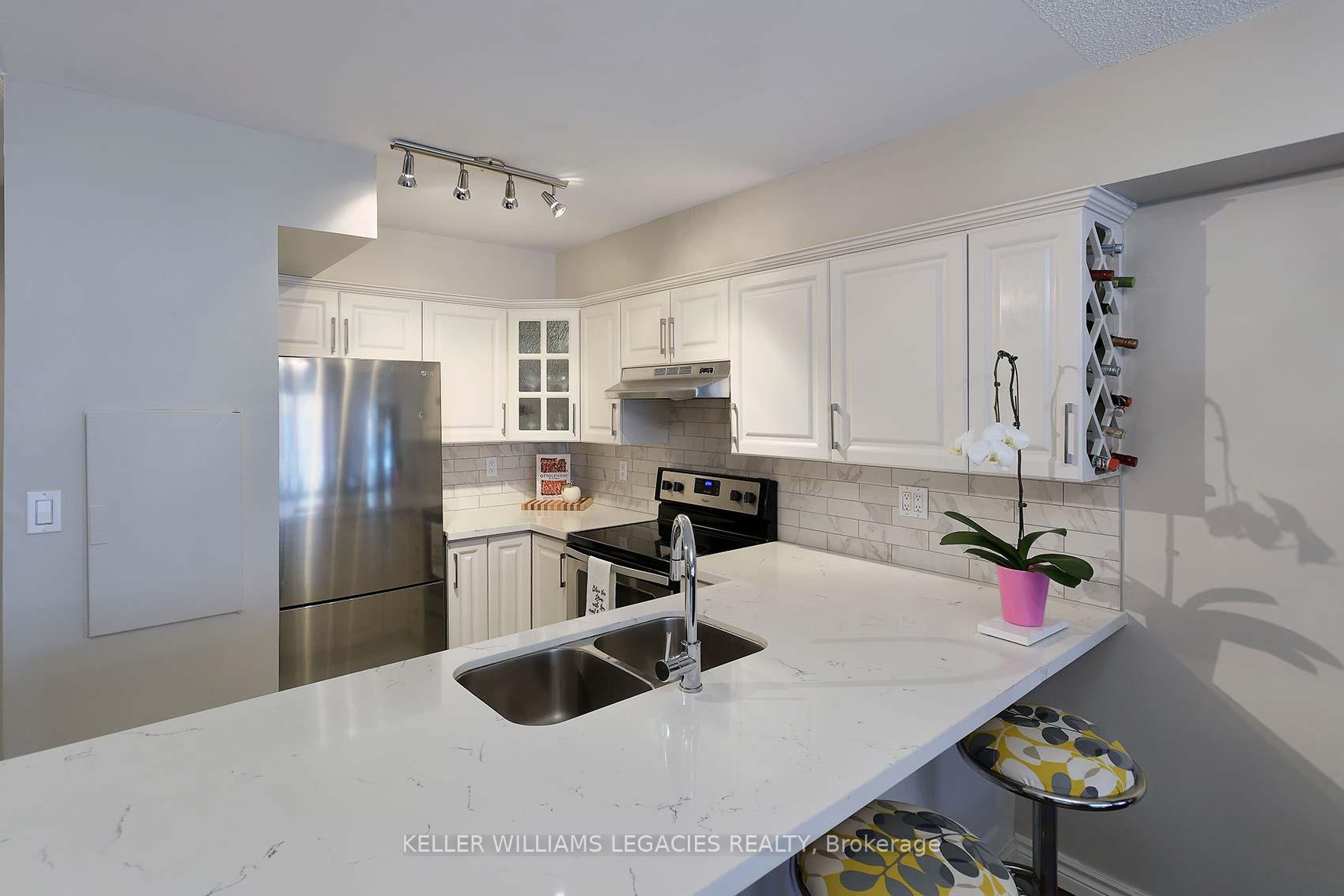 Photo 2 of Unit 307A, 141 Woodbridge Avenue, Vaughan, West Woodbridge — HOMEH