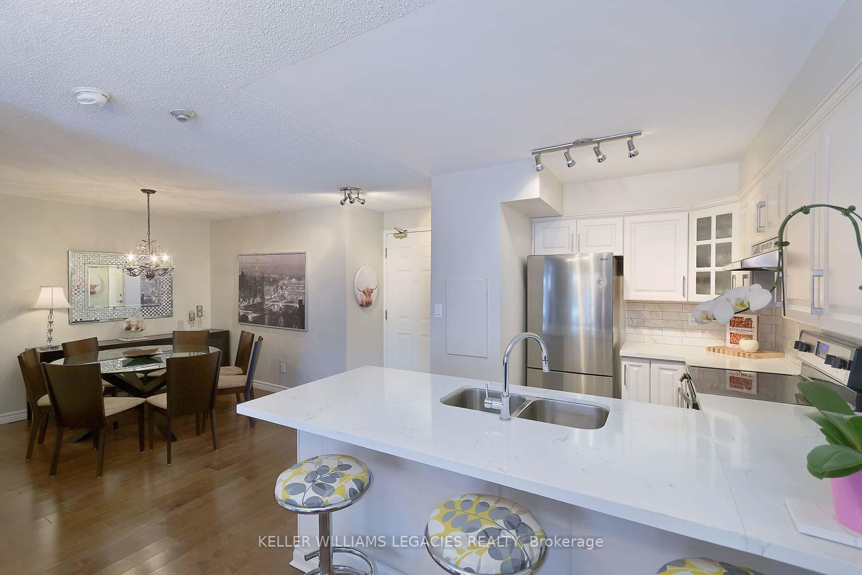 Photo 4 of Unit 307A, 141 Woodbridge Avenue, Vaughan, West Woodbridge — HOMEH